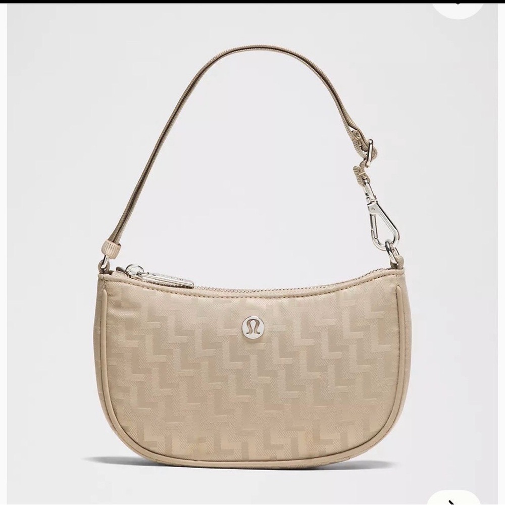 Lululemon City Essentials Mini Shoulder Bag 1L